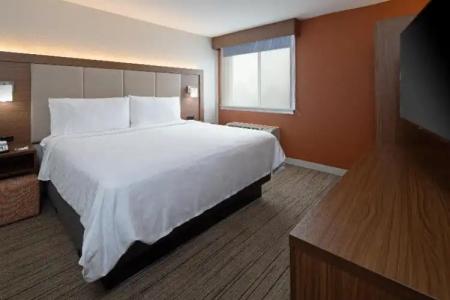 Holiday Inn Express & Suites SEATTLE-SEA-TAC AIRPORT by IHG - 43
