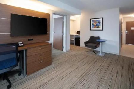 Holiday Inn Express & Suites SEATTLE-SEA-TAC AIRPORT by IHG - 50