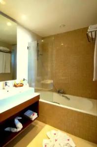 Vincci Helios Beach - 120