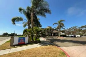 Studio 6 CA, Carlsbad