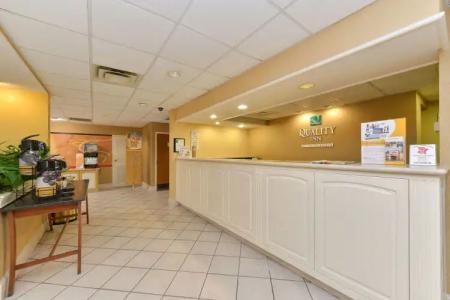 Quality Inn at the Mall - - 22