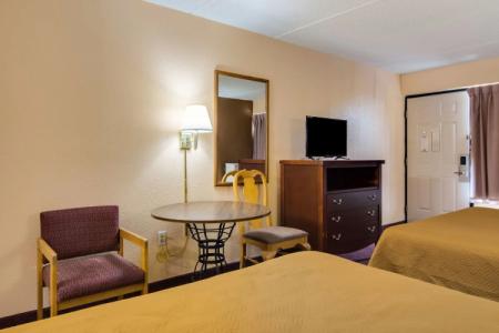 Motel 6 Macon, GA - 2