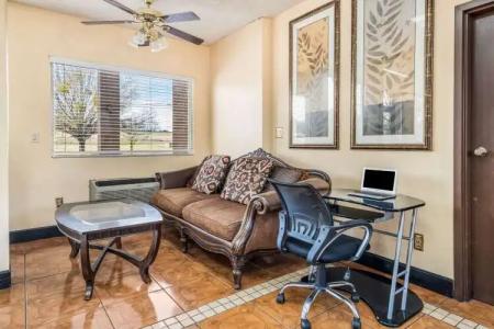 Econo Lodge Inn & Suites Macon West - 14