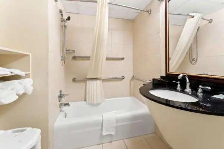 Best Western Riverside Inn - 40