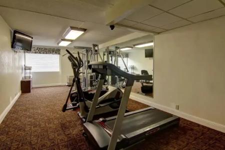 Best Western Riverside Inn - 24