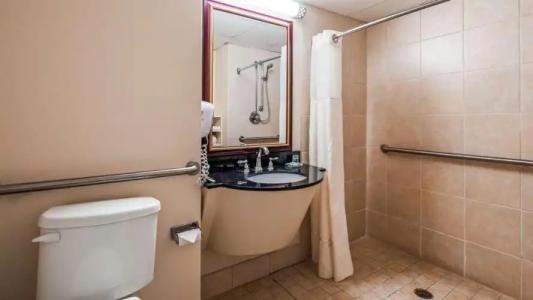 Best Western Riverside Inn - 44