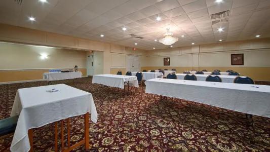 Best Western Riverside Inn - 20