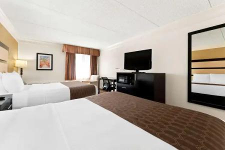 Best Western Riverside Inn - 4
