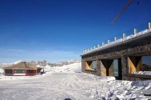 Bärghuis Jochpass - Ein Erlebnis auf 2222müM, gut erreichbar mit Gondel und Sessel-Lift Mini-hotel, Engelberg