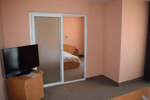 Балнеохотел "Гергана", Khisarya