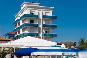 Hotel Sayonara, Senigallia