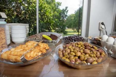 Sunrise Bungalows - 8