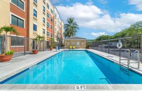 Extended Stay America Premier Suites - Miami - Airport - Doral - 25th Street - 12