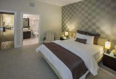 Provident Doral at the Blue - 77