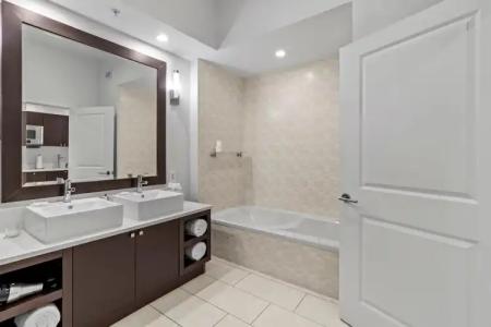 Provident Doral at the Blue - 9