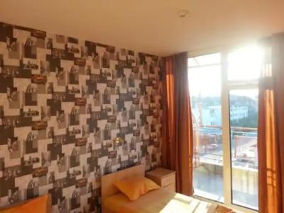 La Piazza Family - 2