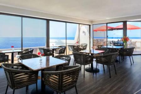 OUTRIGGER Kona Resort and Spa - 9