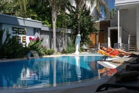 Sealife Lounge - Adult Only - 38