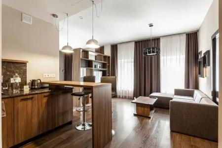 Senator Maidan - 130