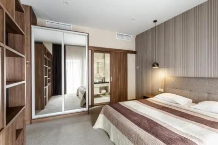 Senator Maidan - 132