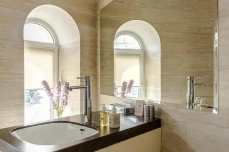 Senator Maidan - 152