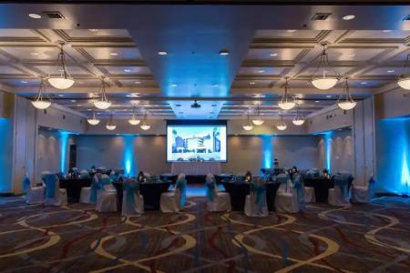 DoubleTree by Hilton Phoenix North - 21