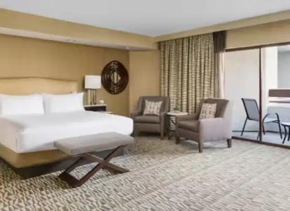 Hilton Phoenix Airport - 59