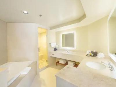 Hilton Phoenix Airport - 68