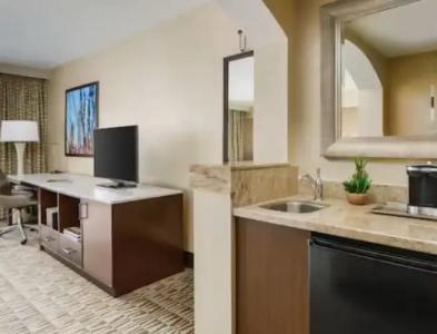 Hilton Phoenix Airport - 64