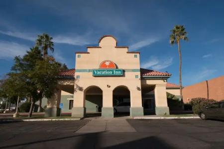 Vacation Inn Phoenix - 0