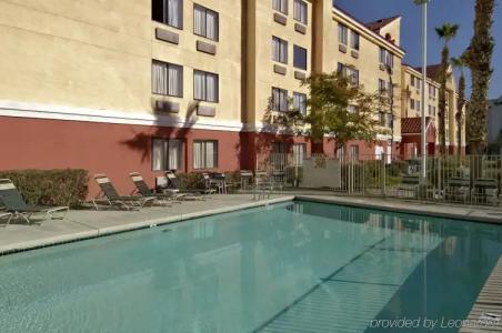 Red Roof Plus+ Phoenix West - 30