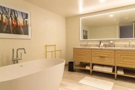 Arizona Biltmore, LXRs & Resorts - 101