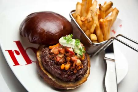 Radisson Phoenix Airport - 38