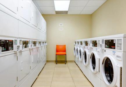 Residence Inn Phoenix Desert View at Mayo Clinic - 3