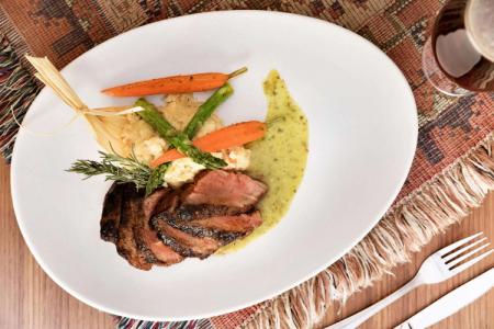 Embassy Suites by Hilton Phoenix Downtown North - 10