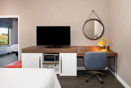 Hampton Inn Phoenix-Airport North - 58