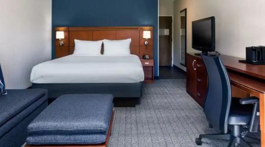 Courtyard Phoenix Airport - 25