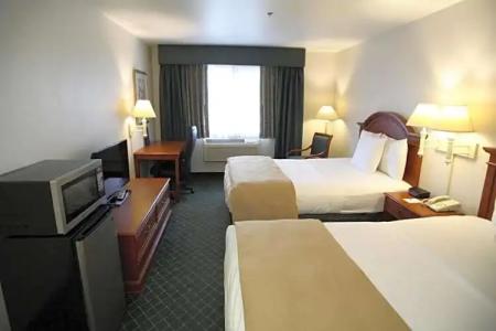 Baymont INN & Suites by Wyndham - 40