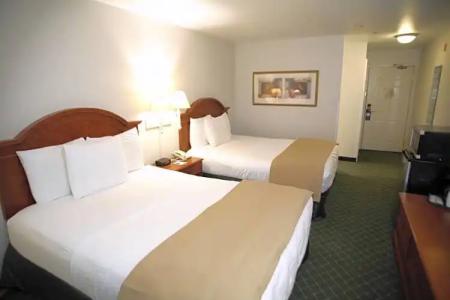Baymont INN & Suites by Wyndham - 41