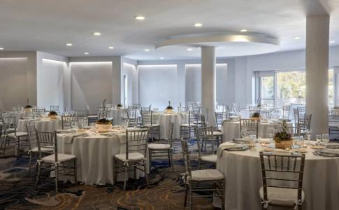 Ventura Beach Marriott - 18