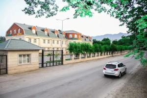 Vilesh Palace Hotel, Masalli