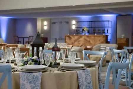 Hilton Los Angeles - 14