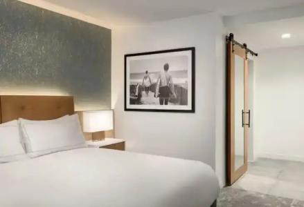 Hilton Los Angeles - 42