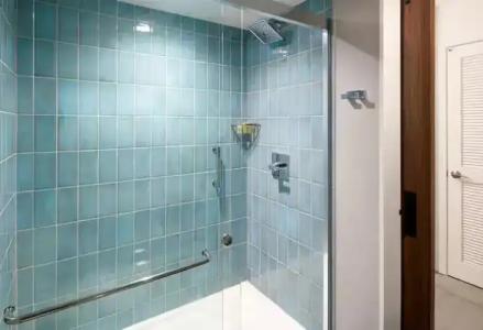 Hilton Los Angeles - 24