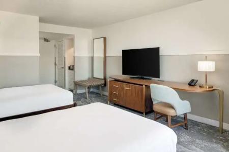 Hilton Los Angeles - 8