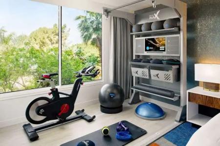 Hilton Los Angeles - 16