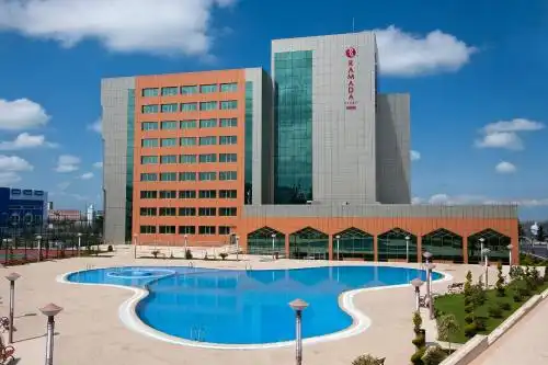 Ramada Plaza By Wyndham Gence - 0