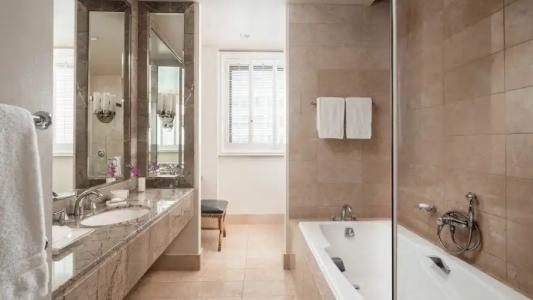 Beverly Wilshire, Beverly Hills, A Four Seasons - 10