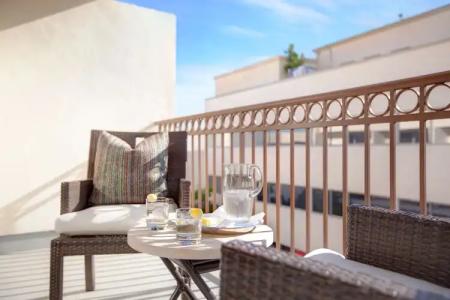 Luxe Rodeo Drive - 7