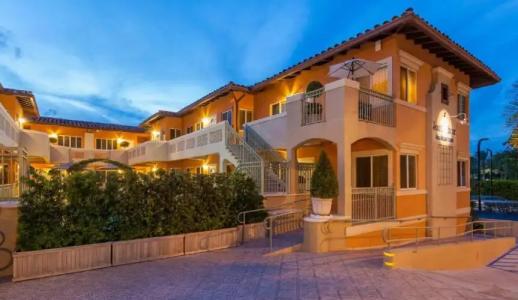 Sun Harbour Boutique - 20